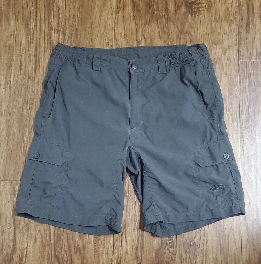 The North Face Cargo Hiking Shorts Mens Size M (32-34) Charcoal Gray
